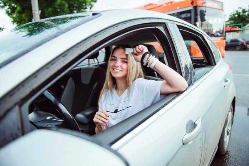 Автошкола рядом с метро Ботанический сад, проезд Серебрякова