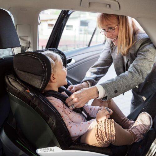 Правильная установка детского автокресла в машину