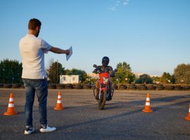 Автомобили