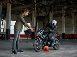 Автомобили